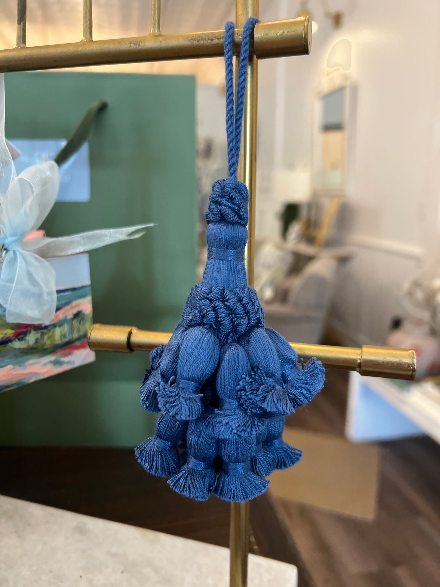 Small Italian Cluster Tassel
