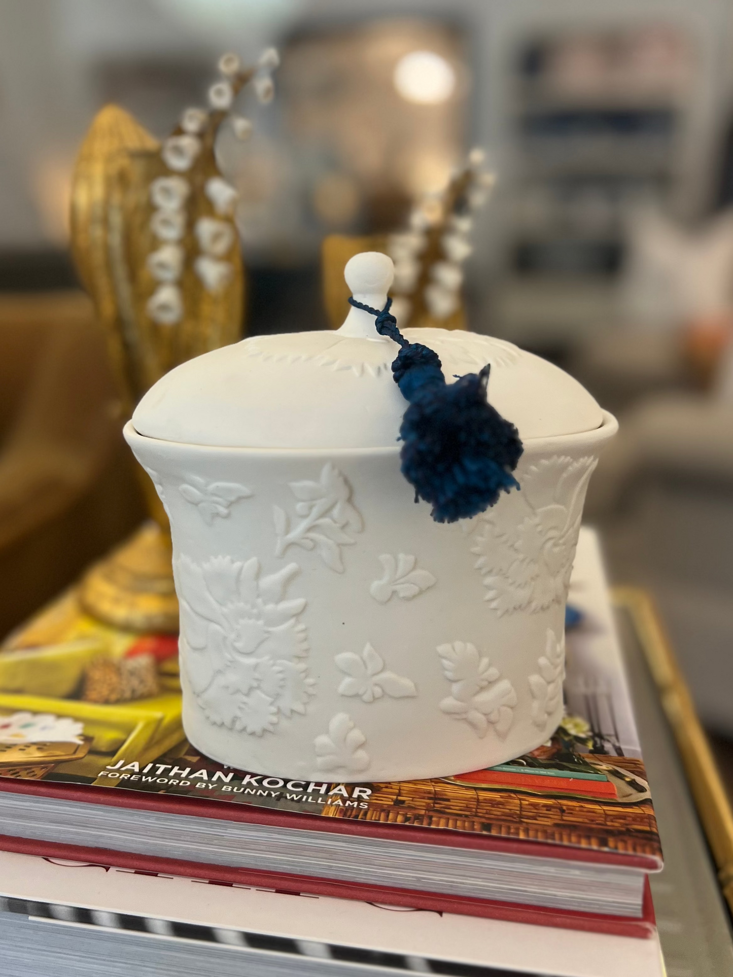 French Blossom Bleu Et Blanc Ceramic Candle