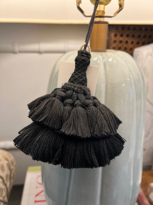 Med Italian Tassel