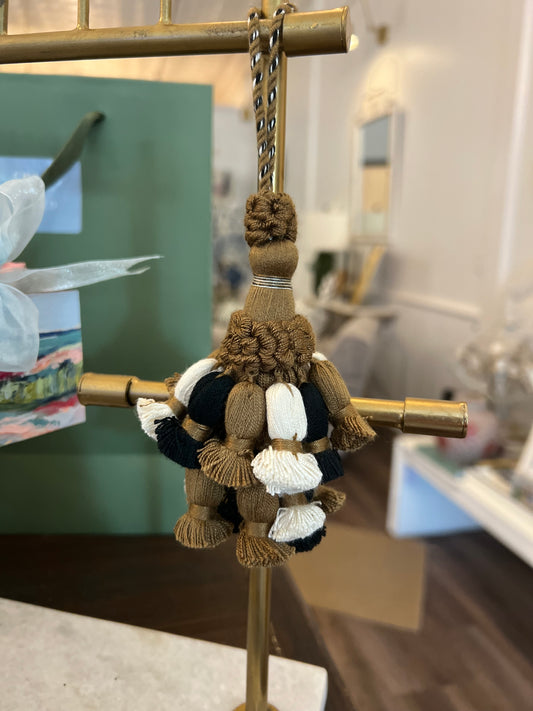 Small Italian Cluster Tassel